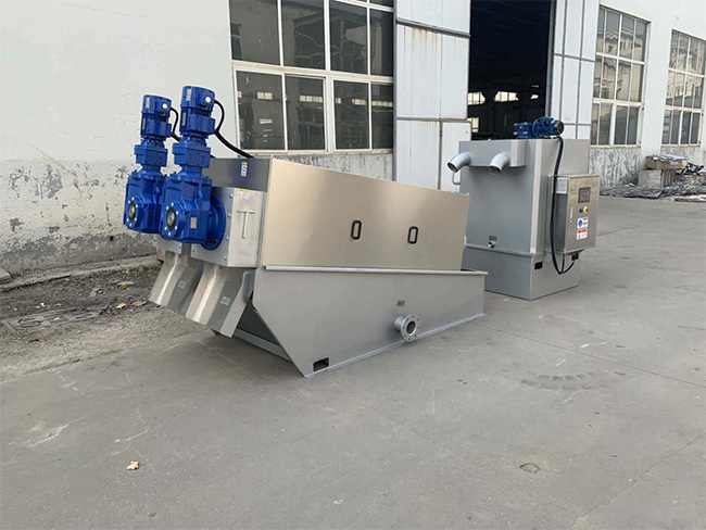 污水處理設(shè)備廠家疊螺污泥脫水機